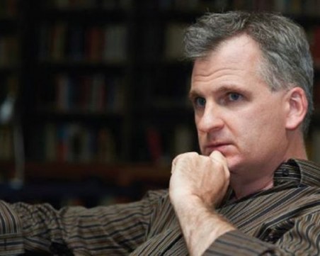 Тимъти Снайдър: Руската стратегия е целият свят да бъде блокиран от една държава