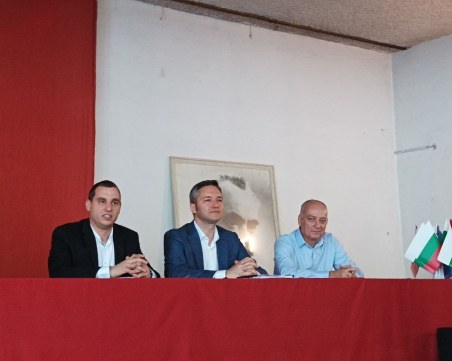 Бебето подгласник на Вигенин в листата на БСП, върнаха доц. Йорданов в челото