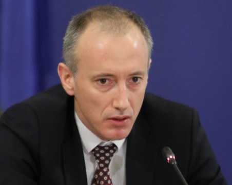 Красимир Вълчев: Правен хаос в училищата заради решение на Сашо Пенов