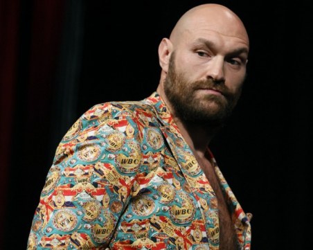 Убиха с нож братовчед на Тайсън Фюри