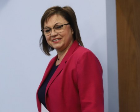 Нинова: Украинският посланик доказа, че не сме изнасяли оръжия за Украйна