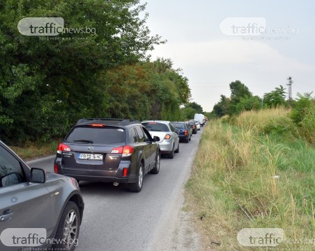 Пловдивчанин:  Лудост! 4-метров път е по-натоварен от магистралата, скоро ще има трупове