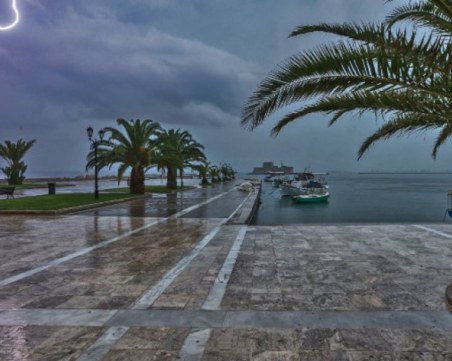 Бури предизвикаха сериозни проблеми в Гърция