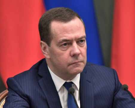 Медведев: Никой няма да приеме Украйна в НАТО
