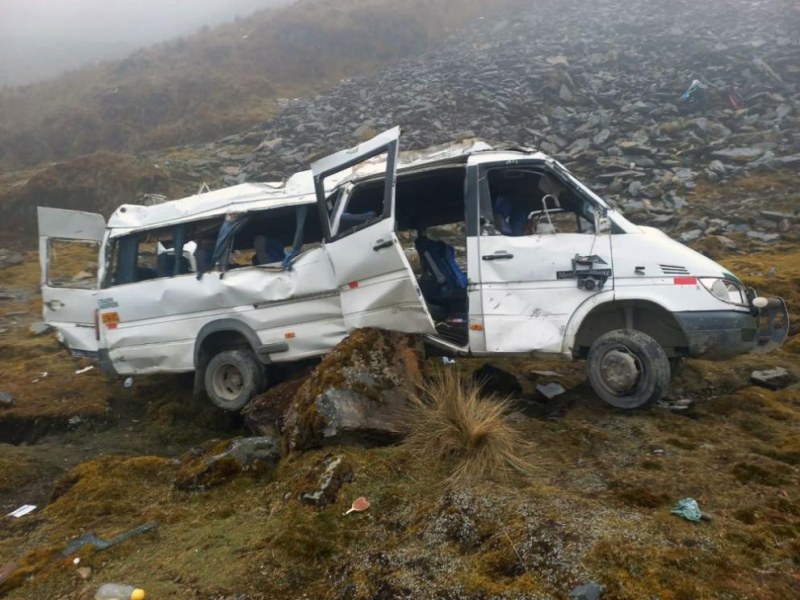 Бус падна в пропаст след посещение на Мачу Пикчу, има загинали и ранени туристи