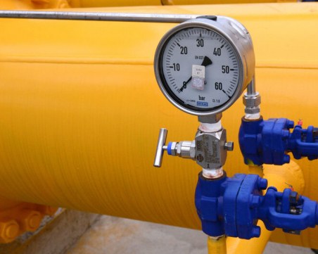 Цените на природния газ в Европа скочиха над 300 евро