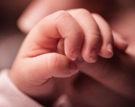 Украинка твърди, че е загубила бебето си заради неадекватни медицински грижи у нас