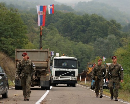 Премиерът на Косово поиска още войски от НАТО