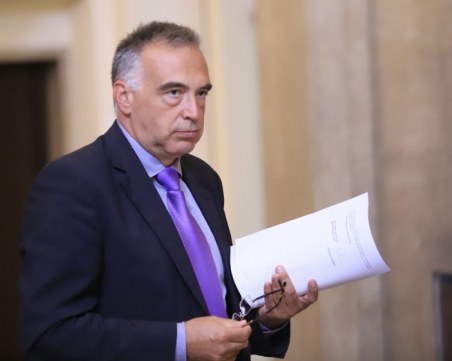 Антон Кутев: Референдумът на Слави не е съгласуван с президента