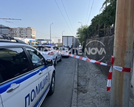 Заловиха тир с мигранти в Бургас