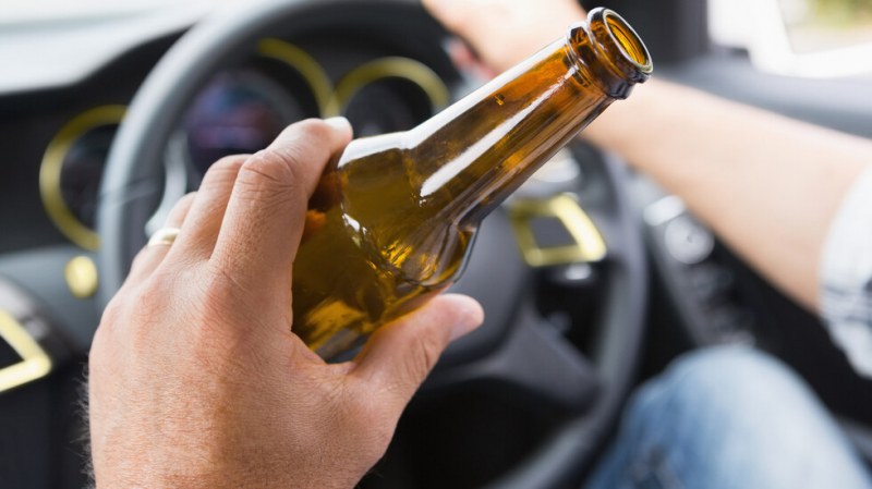 36 шофьори, седнали зад волана след употреба на алкохол, установи в
