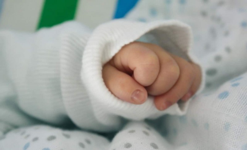 Родилен дом в Гърция даде грешно бебе на млада двойка