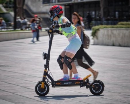 Емили след поредното засичане: Пак ще си летя по магистралите