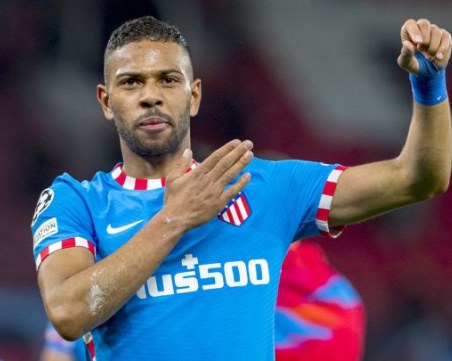 Когато имаш пари! Нотингам привлече 18-и нов