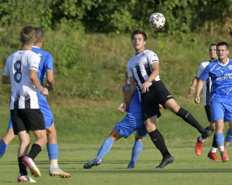 Локо 2 загуби от Несебър като домакин