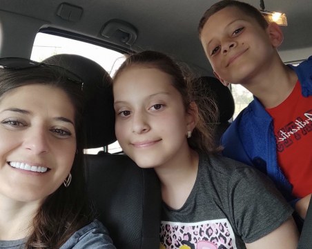 Майка на две деца се нуждае от трансплантация на сърце, за да живее