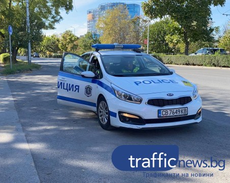 Гонка с полицията в Кючука завърши с катастрофа, шофьорът избягал