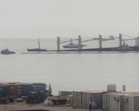 Танкер за втечнен газ и кораб се сблъскаха край Гибралтар
