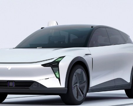 Великобритания започва масовия преход към роботизирани автомобили пред 2025 година