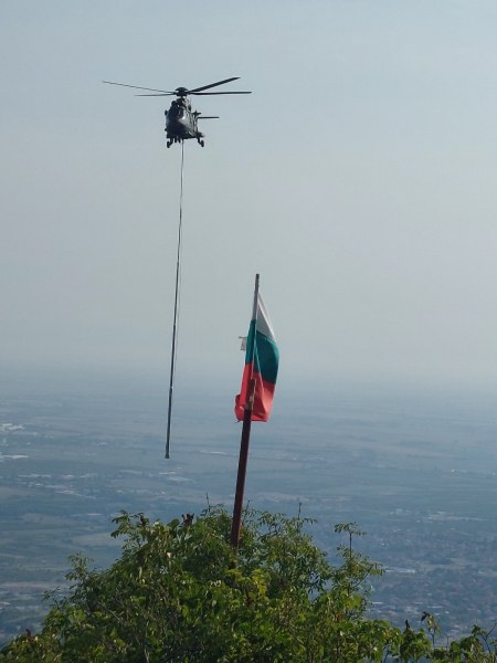 Българското знаме ще се вее от 24- метров пилон над