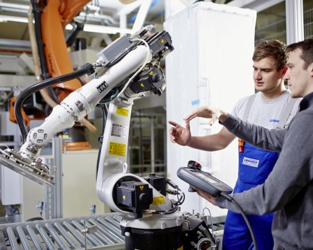 Либхер инвестира 130 милиона евро в икономиката на Пловдив