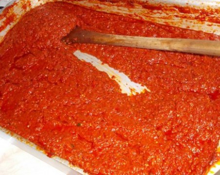 Време е за лютеница! Ето една лесна и вкусна рецепта