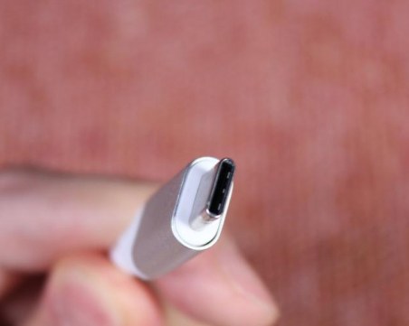 Новият USB ще е двойно по-бърз със старите кабели