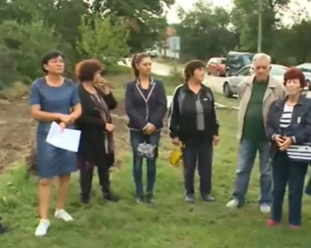 Жителите на Черноземен на протест заради опасен път