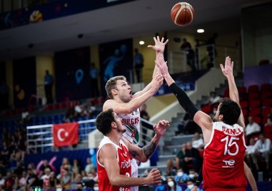 Мъжкият национален отбор по баскетбол загуби със 101 87 от Турция