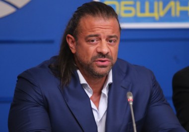 Преди началото на COVID кризата служителите в ресторантьорството и хотелиерството