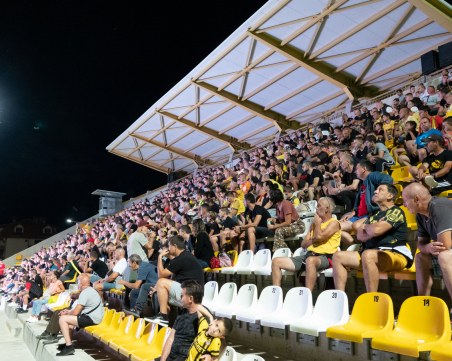 Ботев благодари на феновете, които гледаха дербито на видео стена: Подкрепа въпреки всичко!