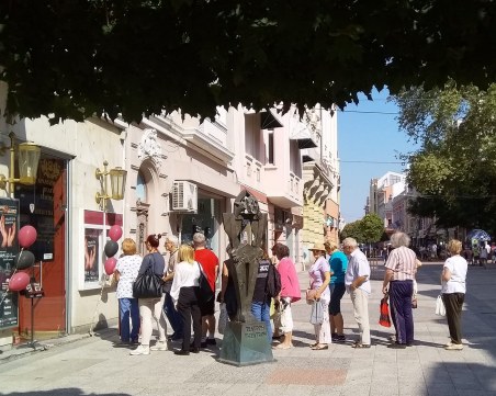 Опашка за билети за фестивала  