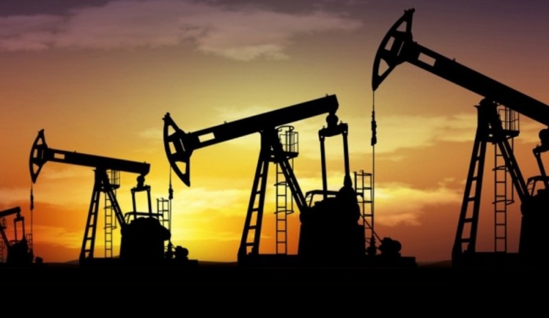 Средната цена на петрола отново докосва 100 долара за барел