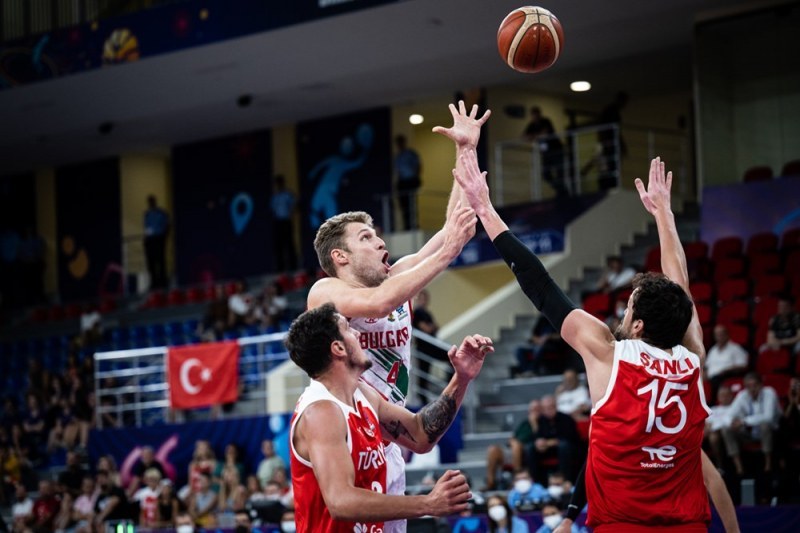 Националният отбор на България по баскетбол за мъже вече има