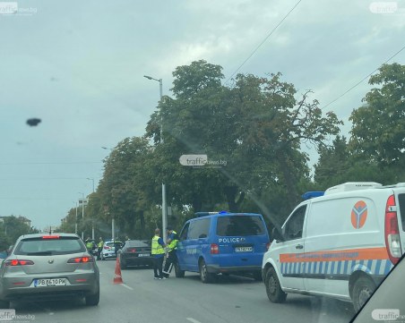 Екипи н КАТ напълниха пътищата в страната, очакват интензивен трафик