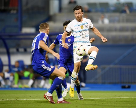 Екзекуторът на Лудогорец удари и Челси в Шампионската лига