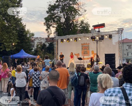 Празниците в Пловдив продължават – стотици се забавляват с 