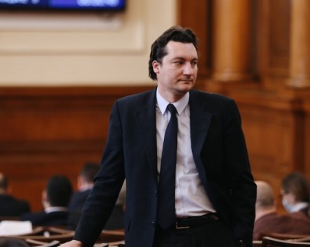 Крум Зарков: Критиката, че се месим в предизборната кампания, е безпочвена