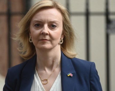 Лиз Тръс на посещение в Украйна