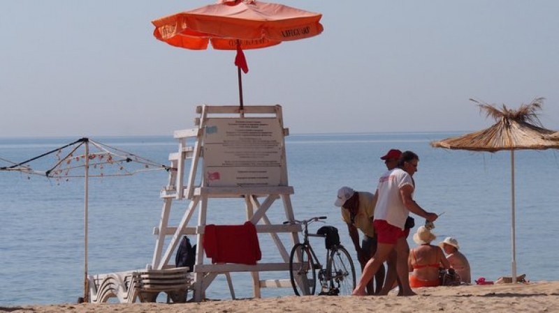 Спасител се удави, докато вади от морето две жени в Несебър