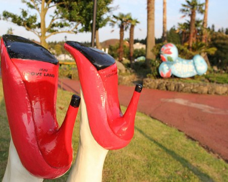 Еротичният увеселителен парк Loveland в Чежу, Корея