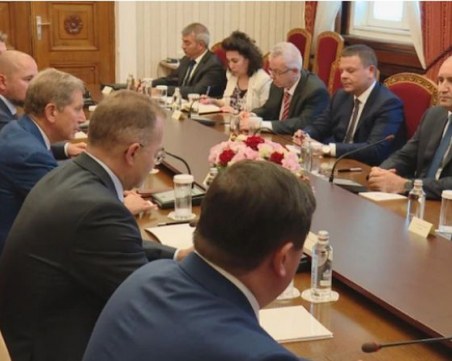 Радев на среща с 