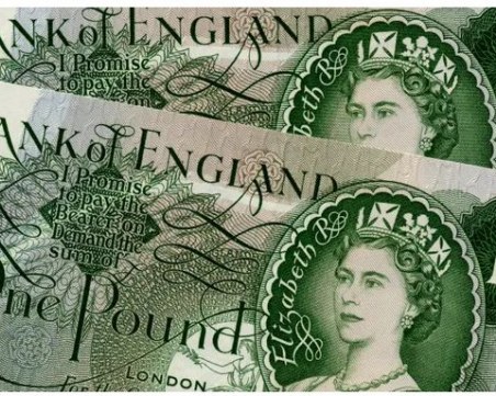 След смъртта на Елизабет II променят пари, гербове, знамена, химна и пощенските кутии