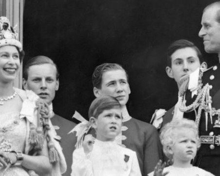 Запечатано в снимки: 33 момента от живота на кралица Елизабет Втора