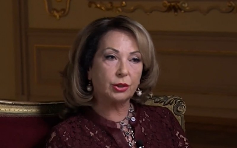 Антонина Стоянова: Кралица Елизабет II се държеше благородно в тежки ситуации