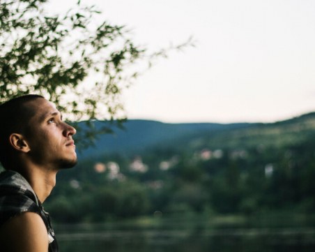Млад актьор, носител на ИКАР, има спешна нужда от трансплантация на бъбрек