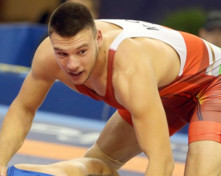 Първи медал за България от Световното първенство по борба