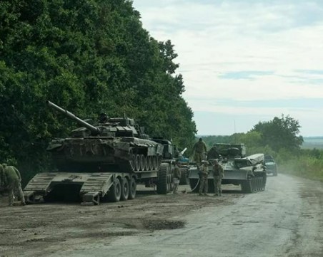 Украинските сили са на 50 км от границата с Русия