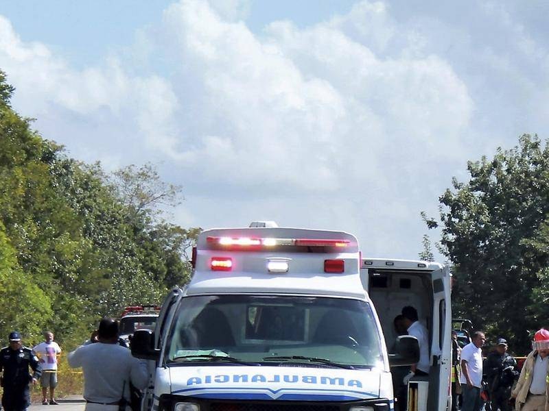 Жестока катастрофа между цистерна и автобус отне живота на поне 18 души в Мексико