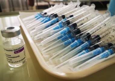 България е получила първите адаптирани ваксини които са разработени срещу